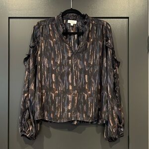 Evereve V Neck Blouse NWOT